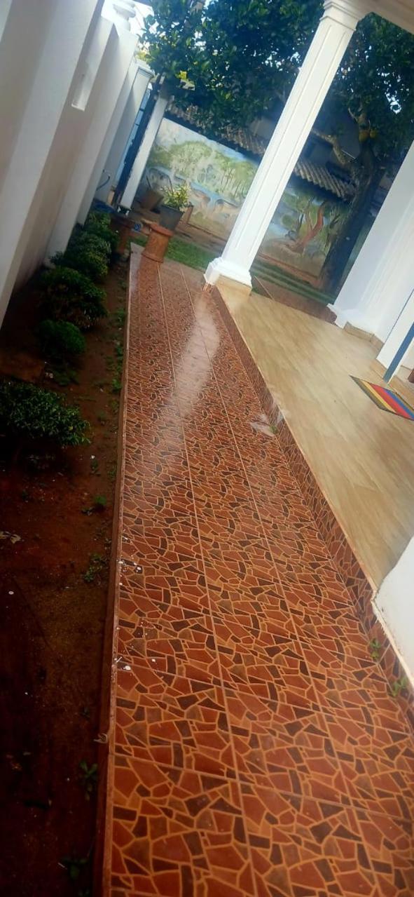 Oviniru Beach Hotel Νεγκόμπο Εξωτερικό φωτογραφία