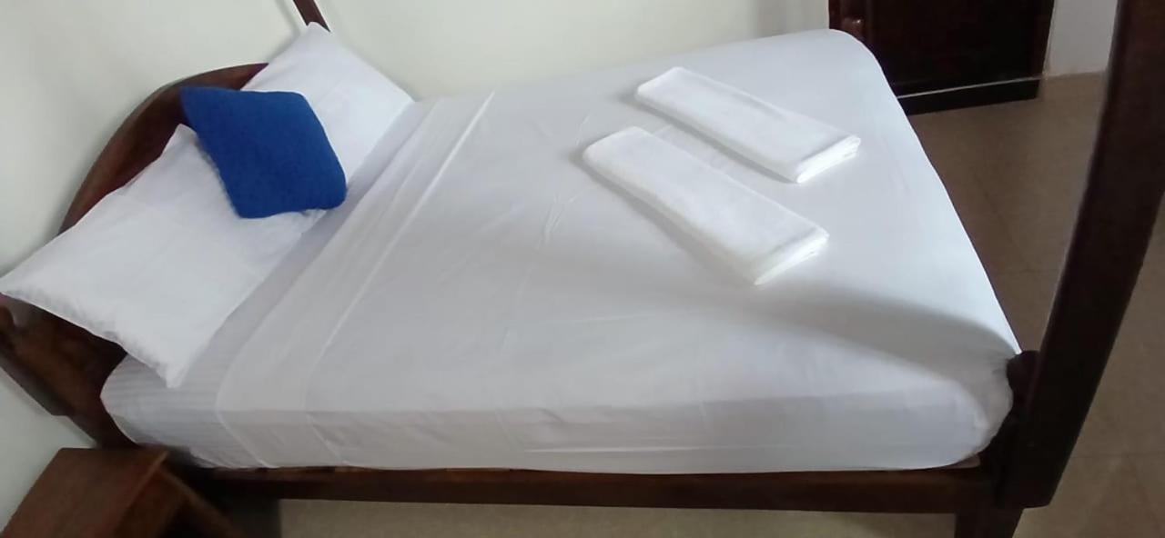 Oviniru Beach Hotel Νεγκόμπο Εξωτερικό φωτογραφία