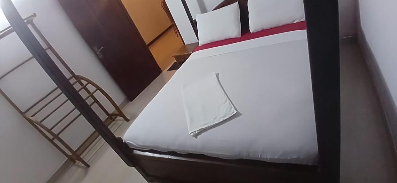 Oviniru Beach Hotel Νεγκόμπο Εξωτερικό φωτογραφία